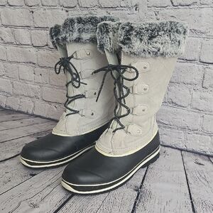 Khombu Gray and Black Winter Boots